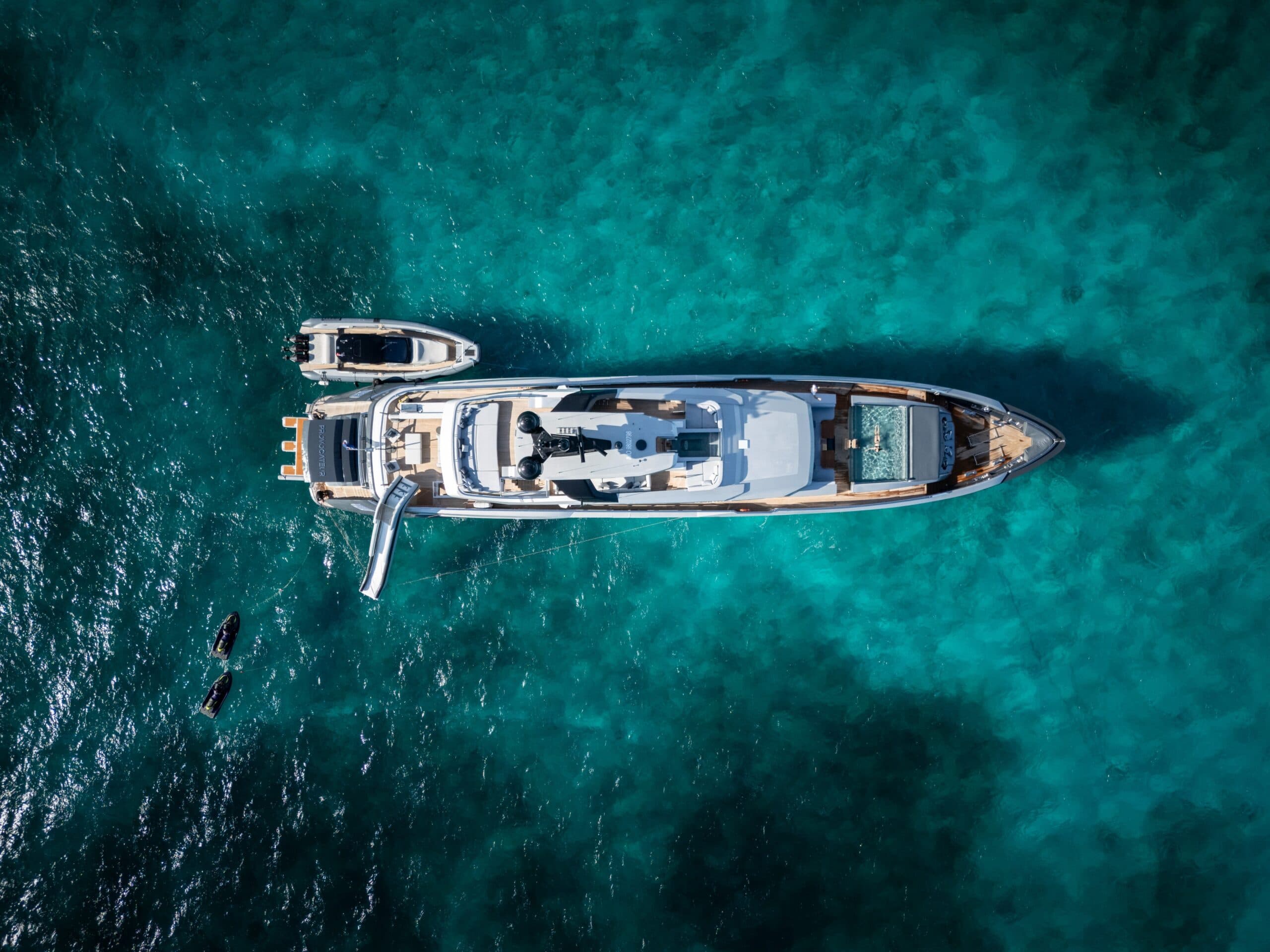 Due Mani Interiors | A Refined Transformation at Sea