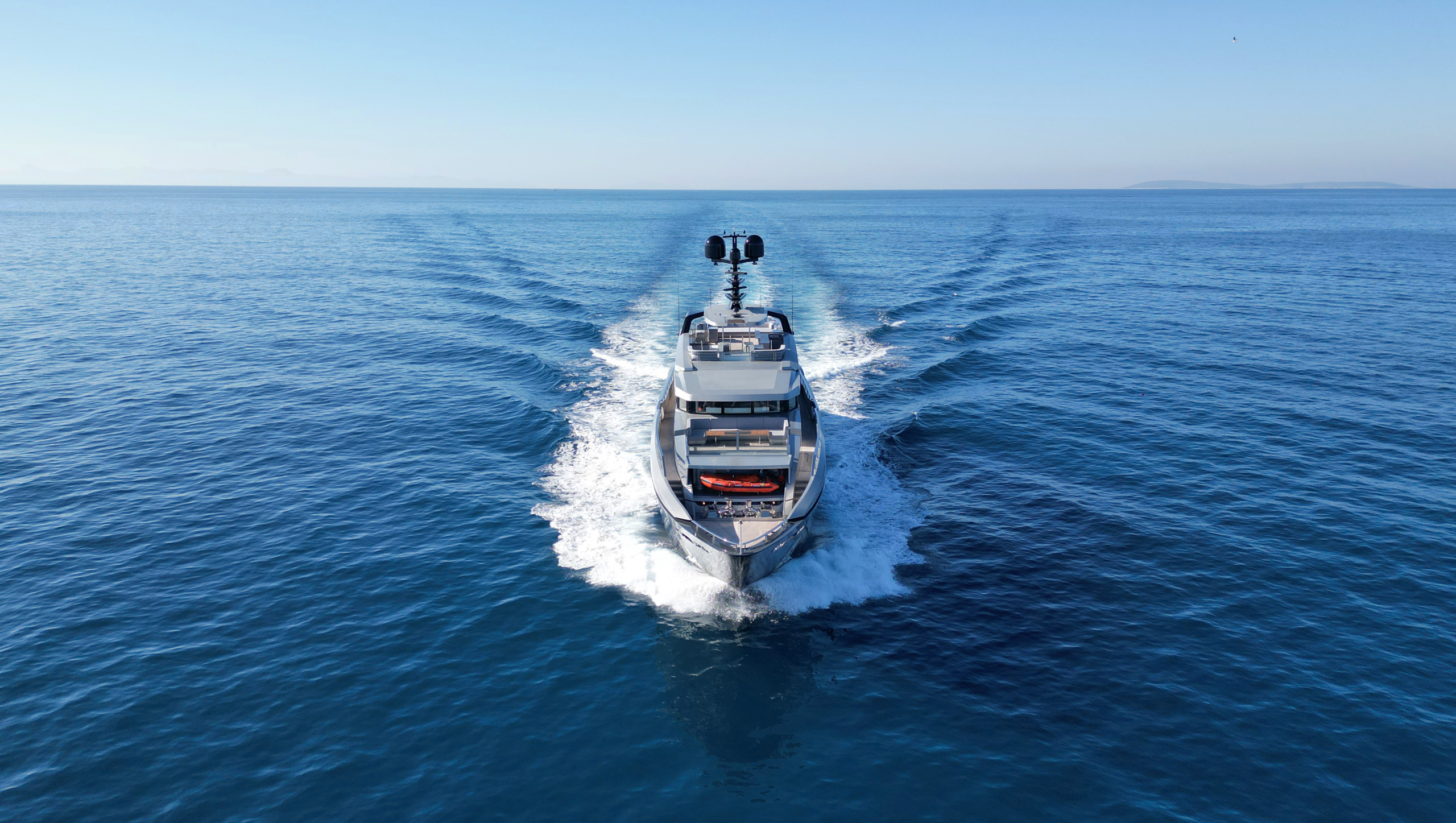 Due Mani Interiors | Provocateur Refit Featured in Superyacht Times