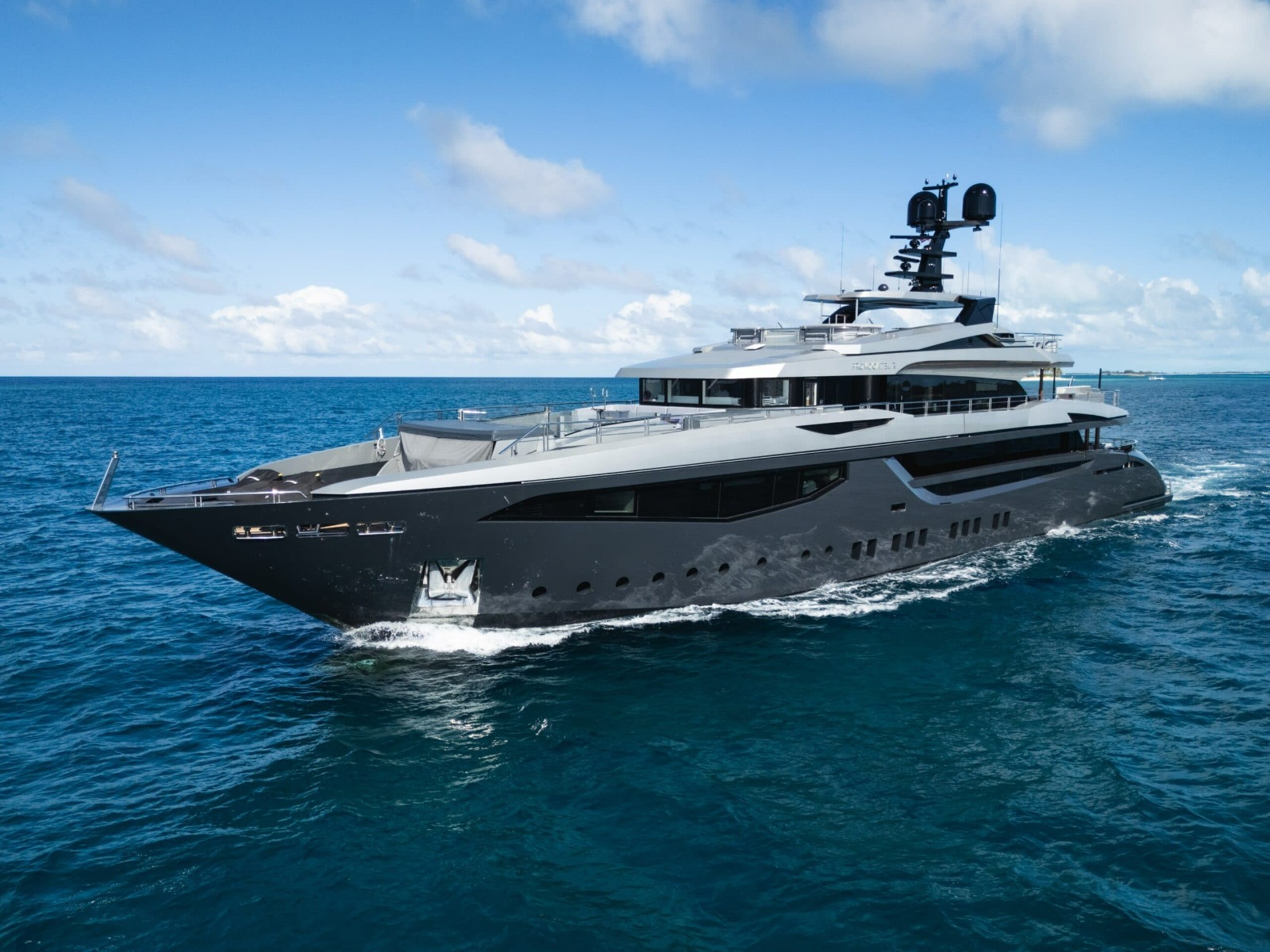 Due Mani Interiors | Home